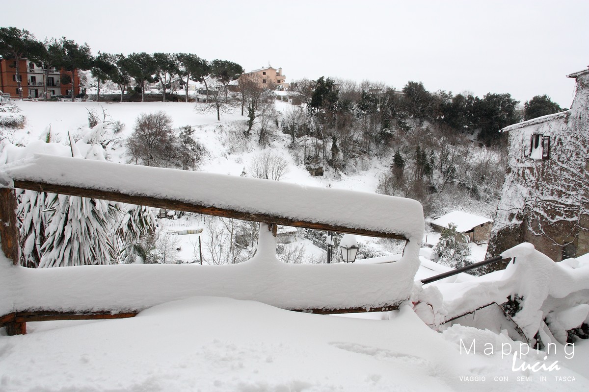 Borgo di Formello sotto la neve PhotoCredit Emanuela Gizzi Mapping Lucia (3)