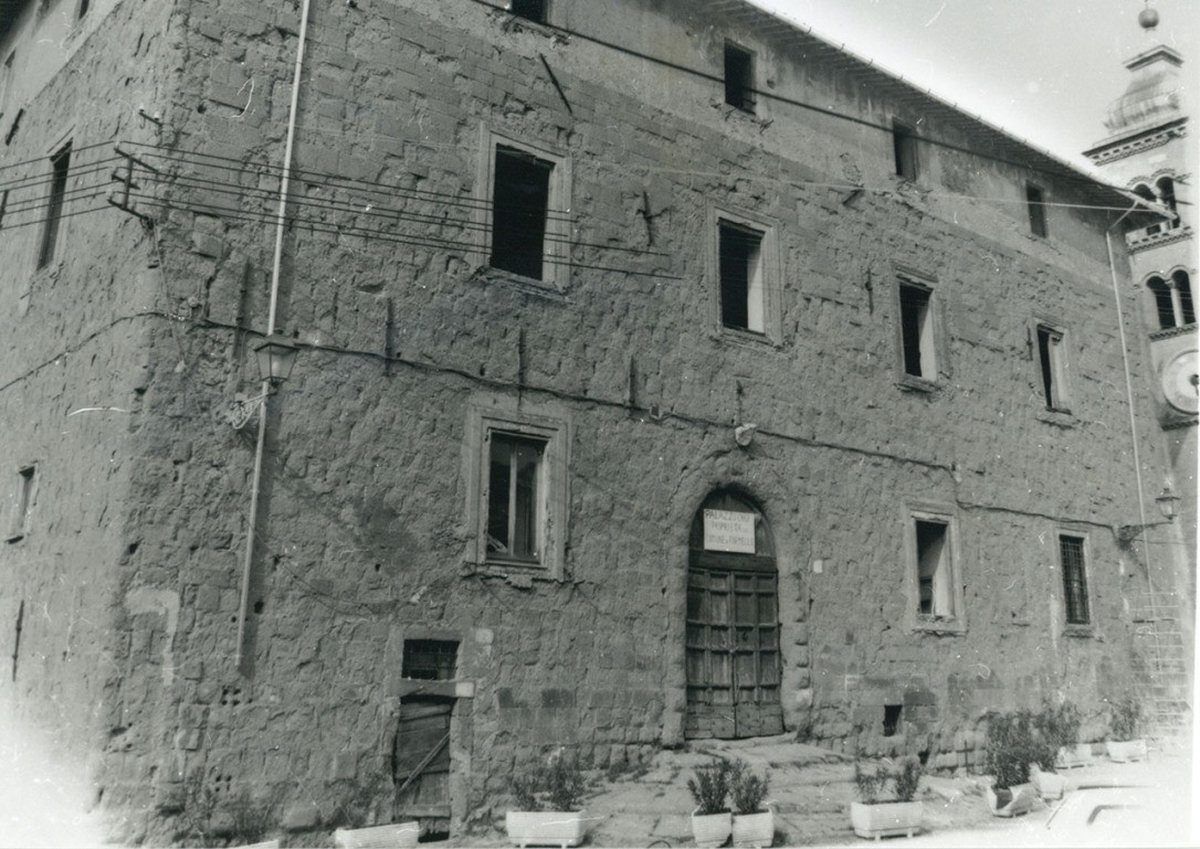 Facciata Vecchia di Palazzo Chigi PhotoCredit Archivi Mav