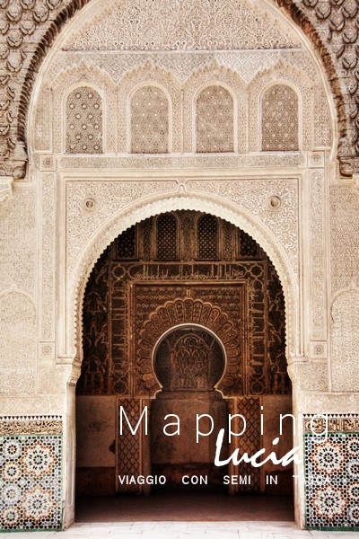 Marrakech il Souq porta della Medersa Pht Emanuela Gizzi Mapping Lucia (17)