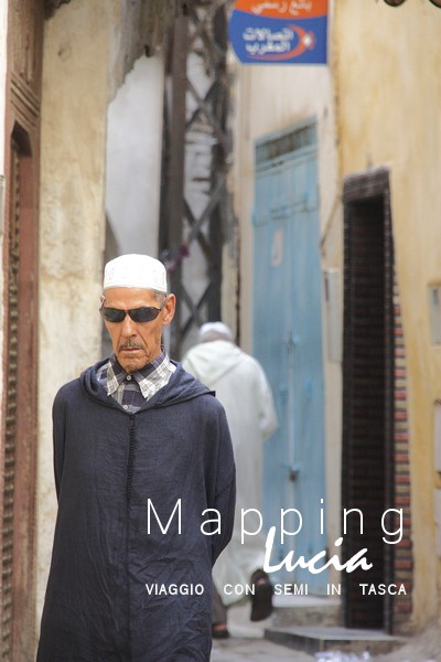 Marrakech un uomo il Souq Pht Emanuela Gizzi Mapping Lucia (6)